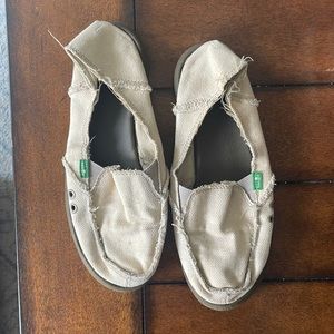 Sanuk Shoes